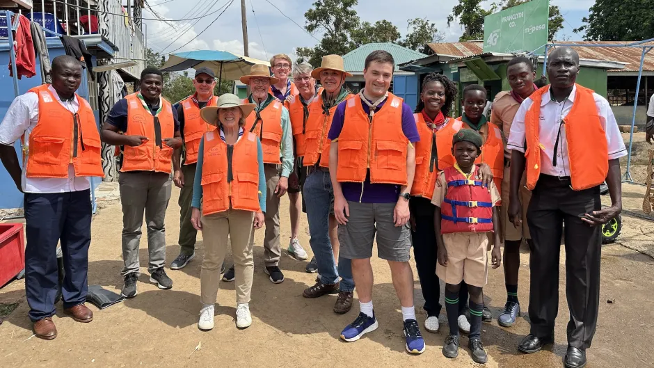 Honours Programme Field Visit participants & Kenya Scouts