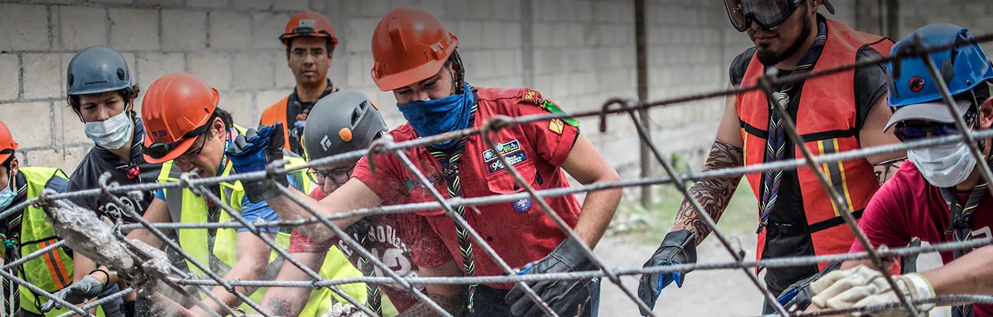 Mexican Scouts provide emergency aid in Earthquake